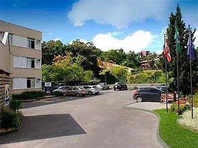 Le Canard Joinville Hotel