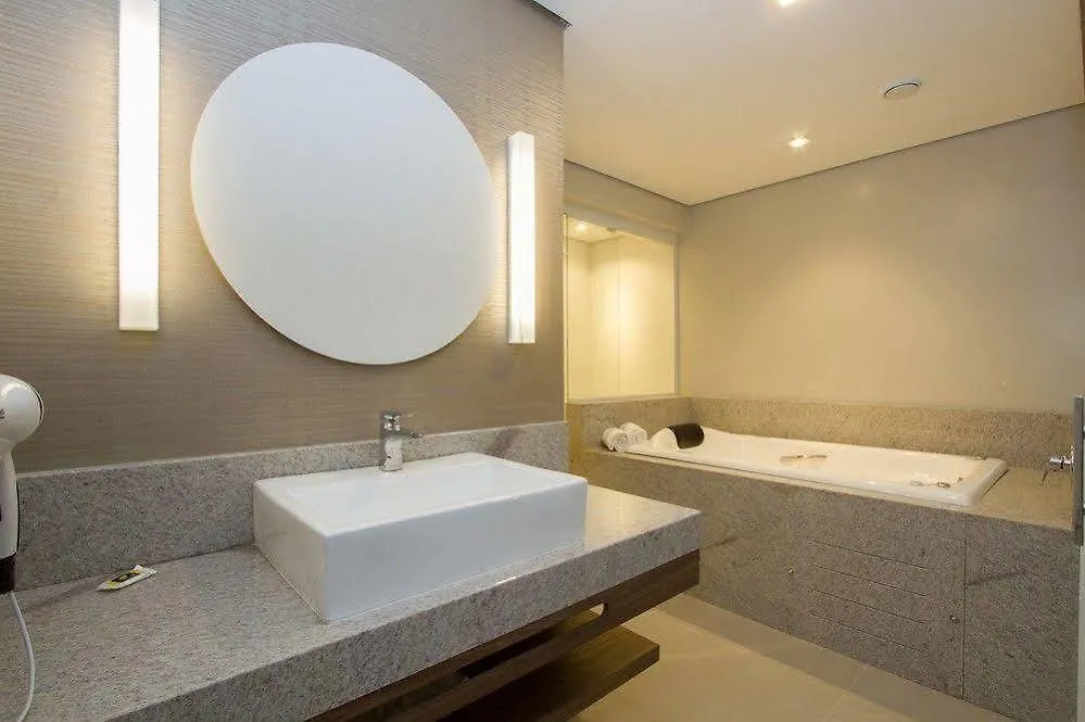 Hotel Le Canard Joinville