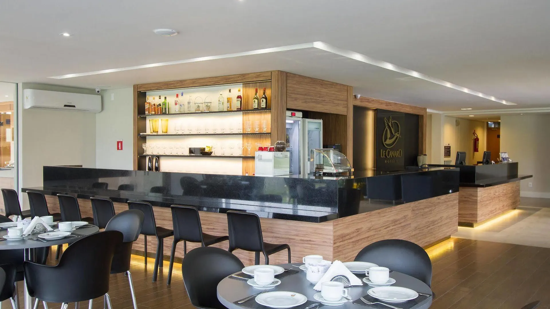 Le Canard Joinville 4*,  Brasil